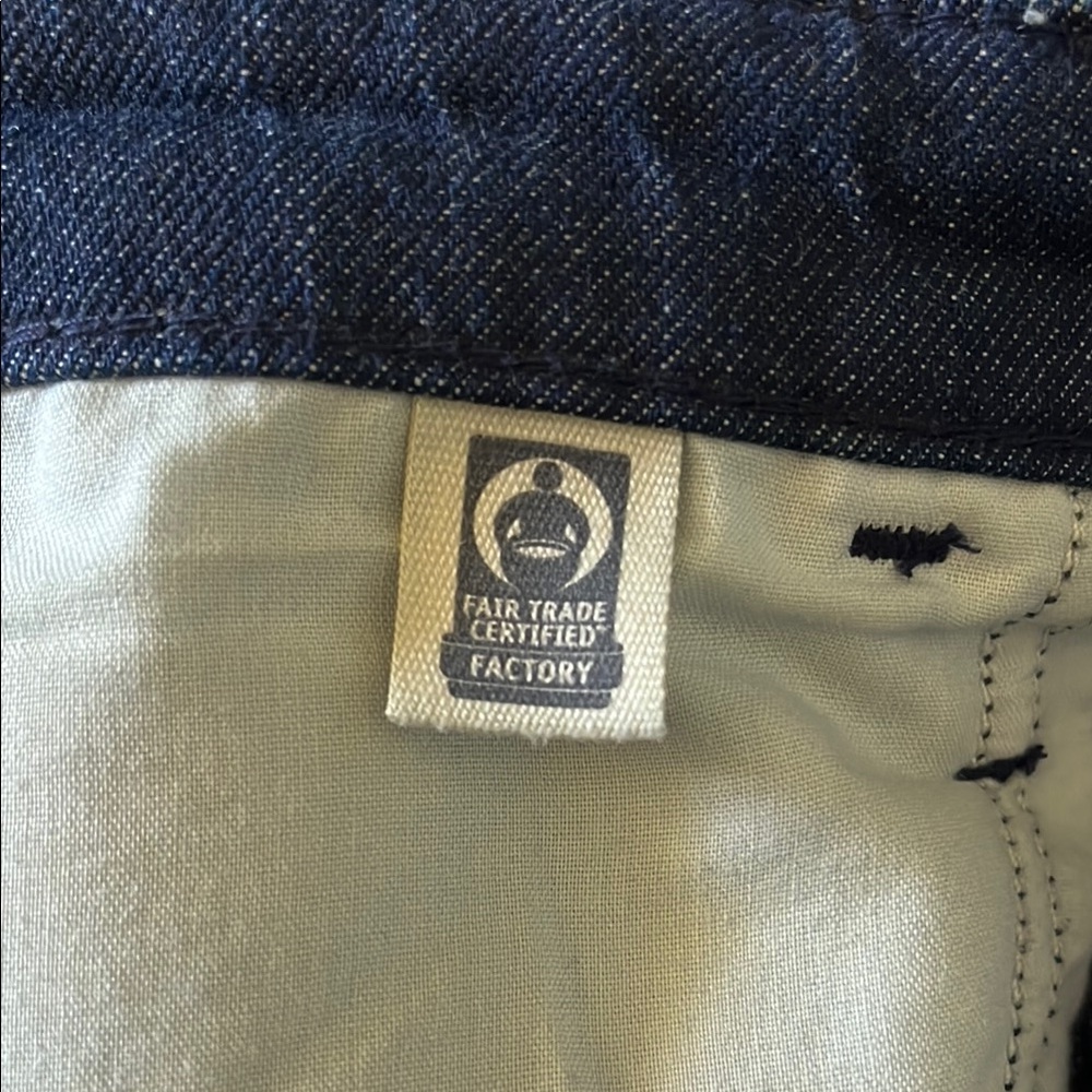 Universal Thread Women's Blue High Rise Wide Leg Jeans, like new! - Picture 7 of 9